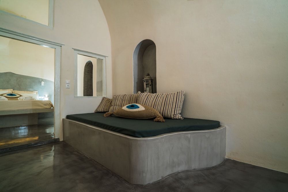 undefined Thetis Cave Houses 5