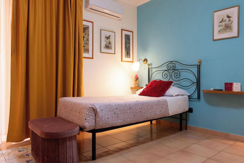 undefined Vittoria Guest House - Salerno 8