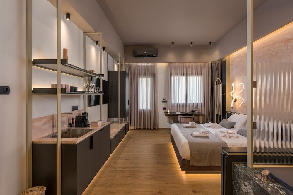 Agave Suites Luxury Studio Suite, 1 Queen Bed, Jetted Tub 5