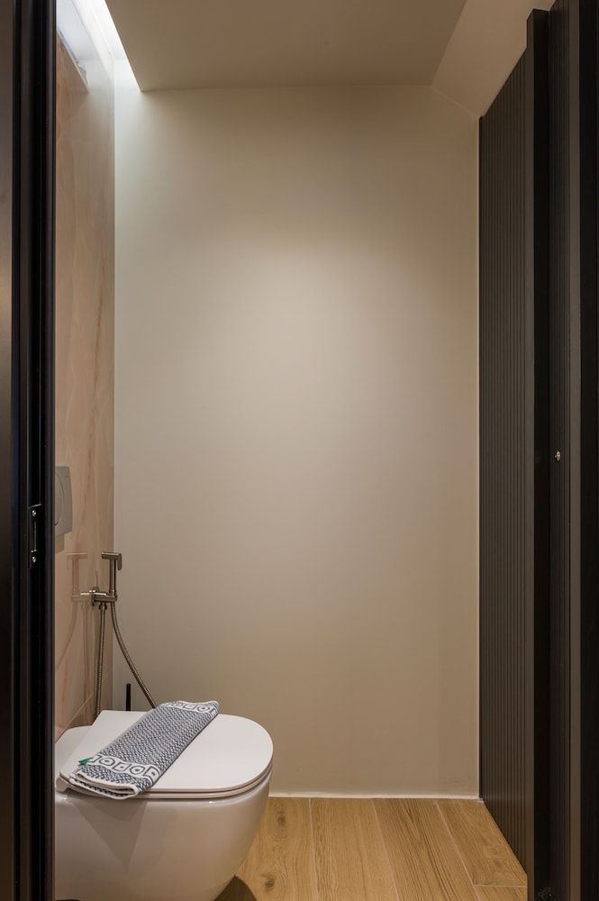 Agave Suites Luxury Studio Suite, 1 Queen Bed, Jetted Tub 9