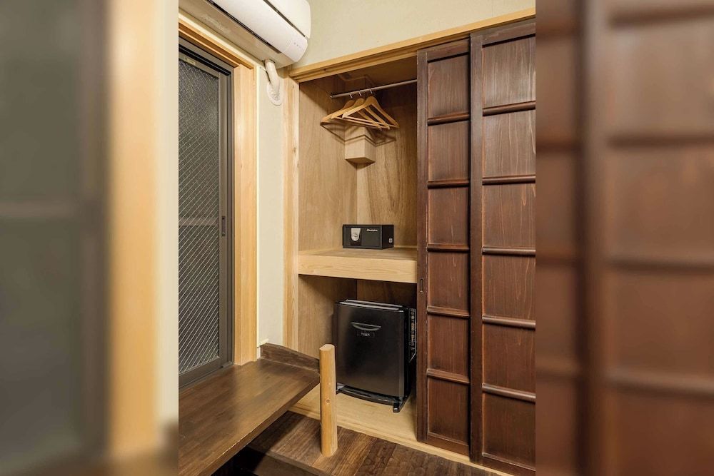 Akane-an Machiya Holiday House Traditional Townhome, Multiple Beds, Kitchen, Garden View 12