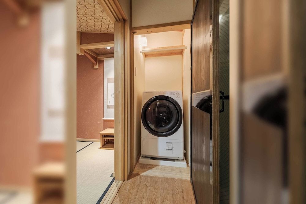 Akane-an Machiya Holiday House Traditional Townhome, Multiple Beds, Kitchen, Garden View 7