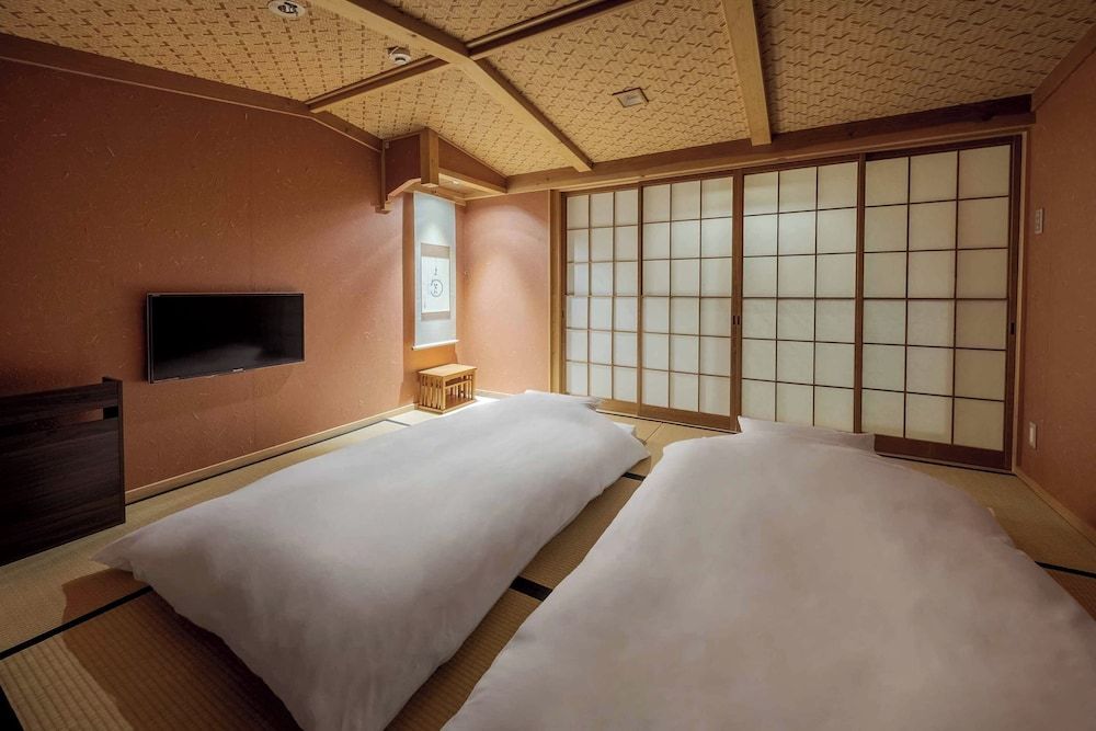 Akane-an Machiya Holiday House Traditional Townhome, Multiple Beds, Kitchen, Garden View 3