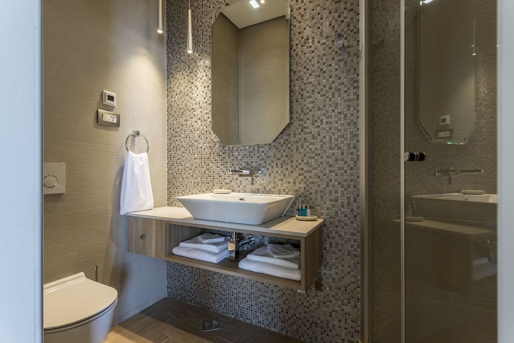 Seaview Luxury Retreat Deluxe Room, Balcony, Sea View 13