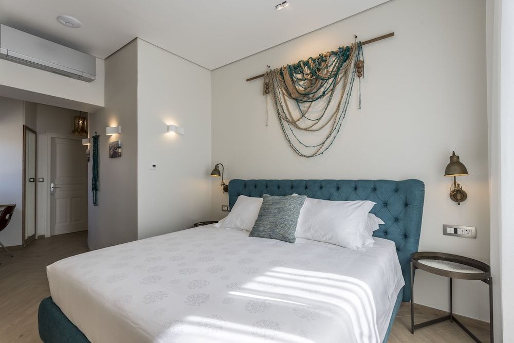 Seaview Luxury Retreat Deluxe Room, Balcony, Sea View 5