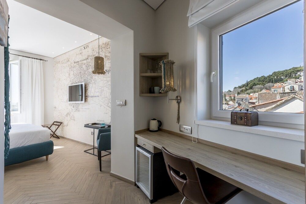 Seaview Luxury Retreat Deluxe Room, Balcony, Sea View 20