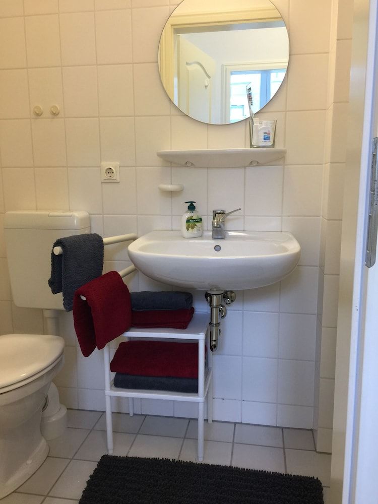 Apartment (2)