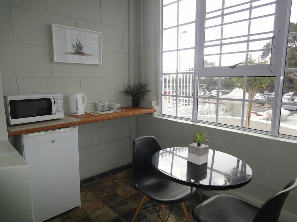 undefined The Greenhouse Guesthouse 10