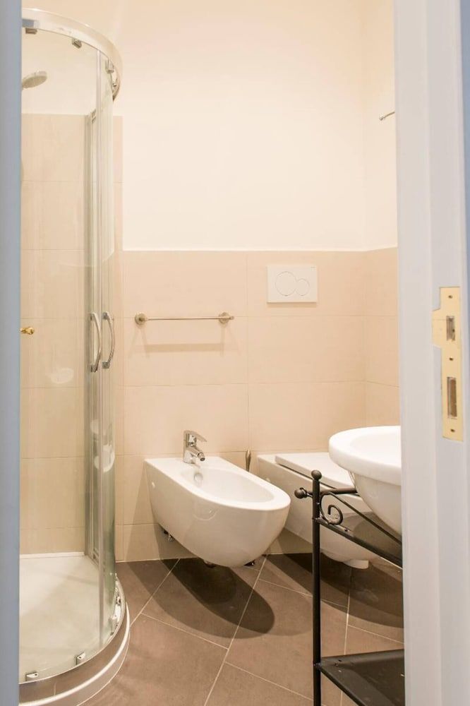 Flatinrome Termini 2 Apartment, 4 Bedrooms, City View 10