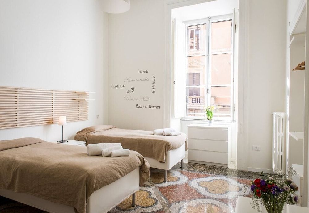 undefined Flatinrome Termini 2