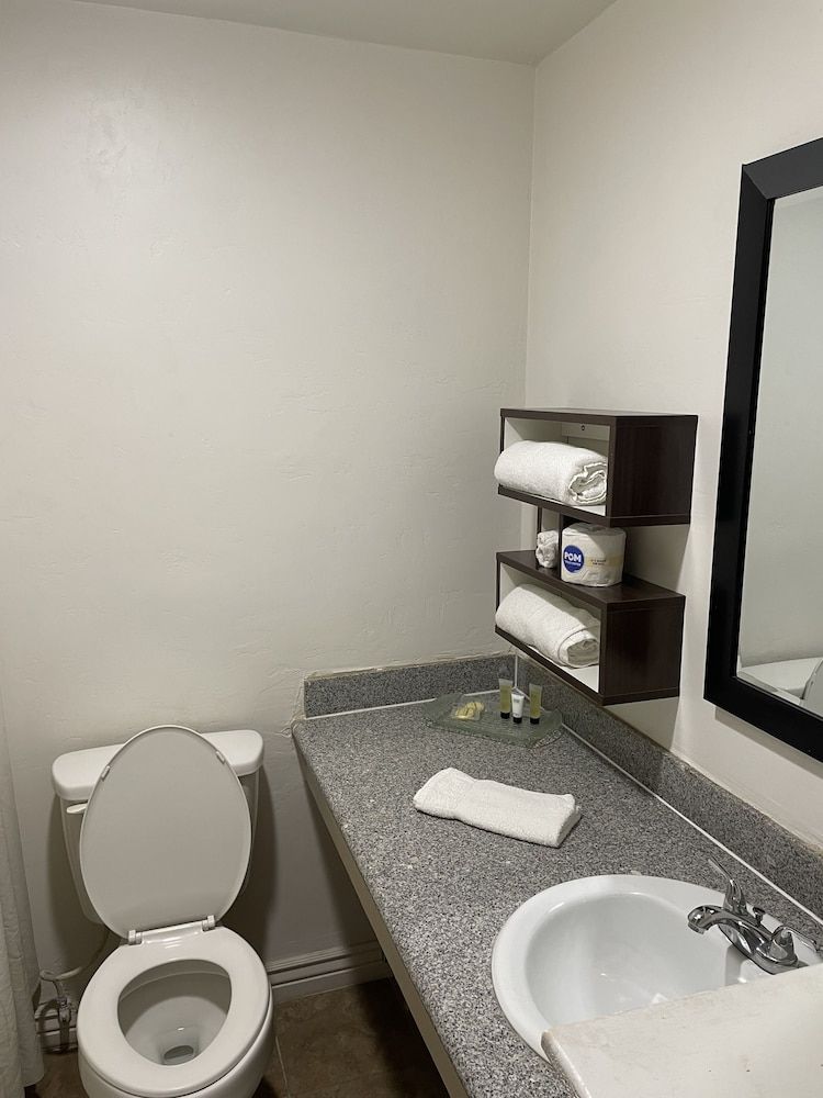 Alien Residence Inn Standard Room 3