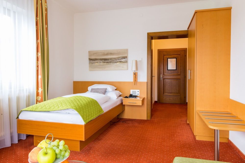 Der Trattner - Hotel Trattnerhof & Hotel Schöcklblick Single Room, Mountain View, Annex Building