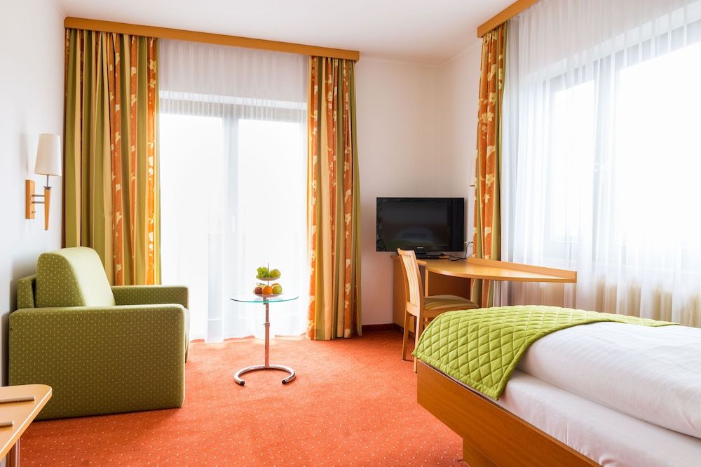 Der Trattner - Hotel Trattnerhof & Hotel Schöcklblick Single Room, Mountain View, Annex Building 2