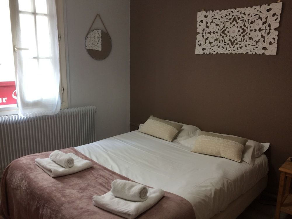 Classic Triple Room, Ensuite, City View (1er étage )
