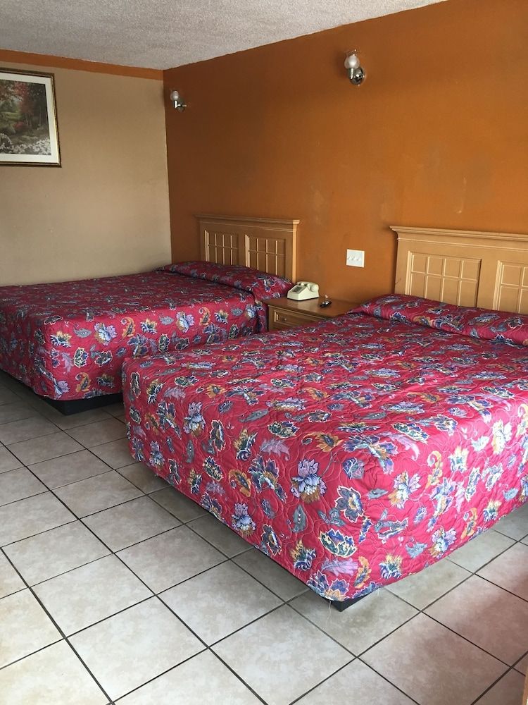 Double Room, Smoking
