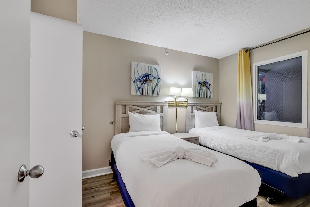 Comfort Condo, 2 Bedrooms, Ocean View, Oceanfront