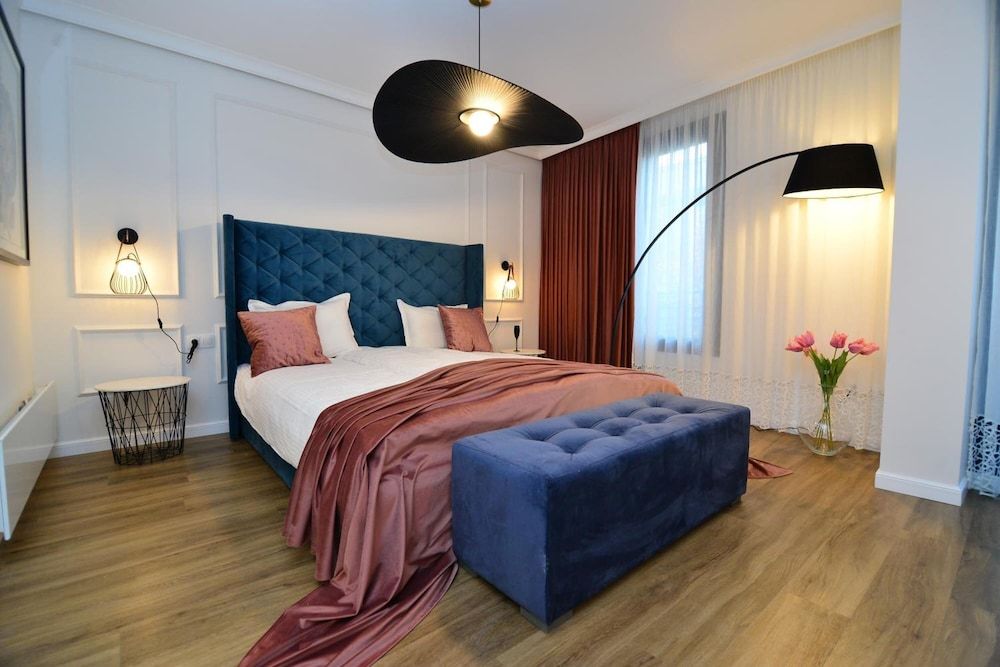 Superior Suite, City View