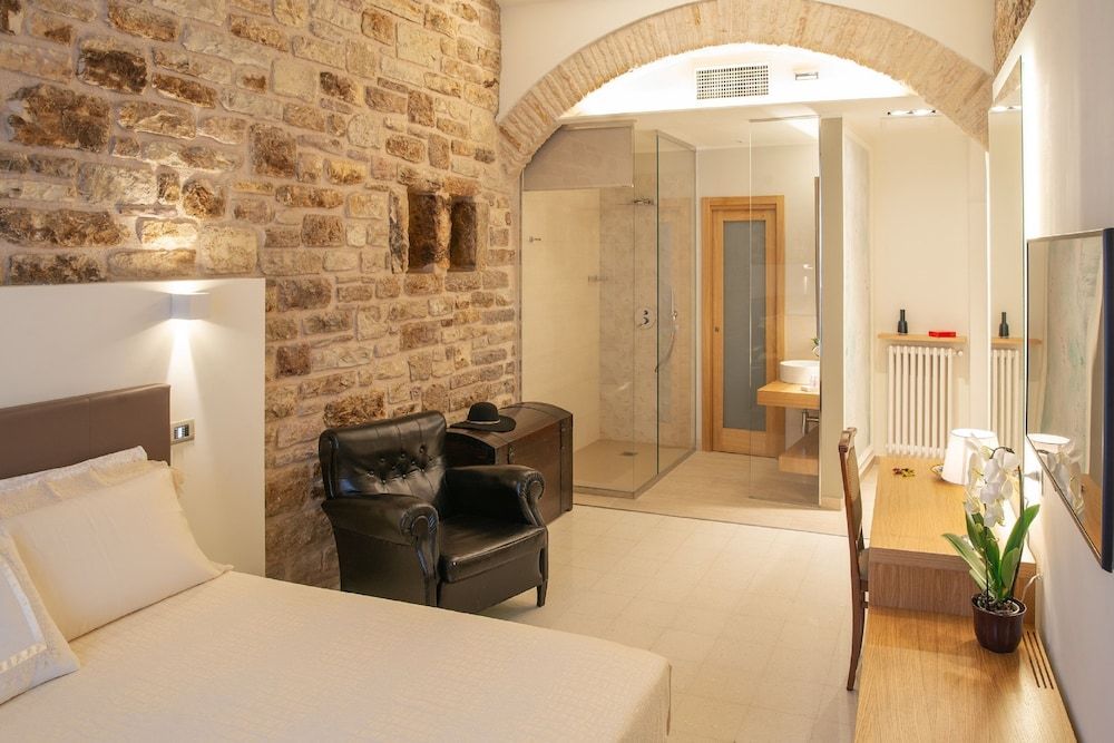 Portica 10 Superior Room (101) 3