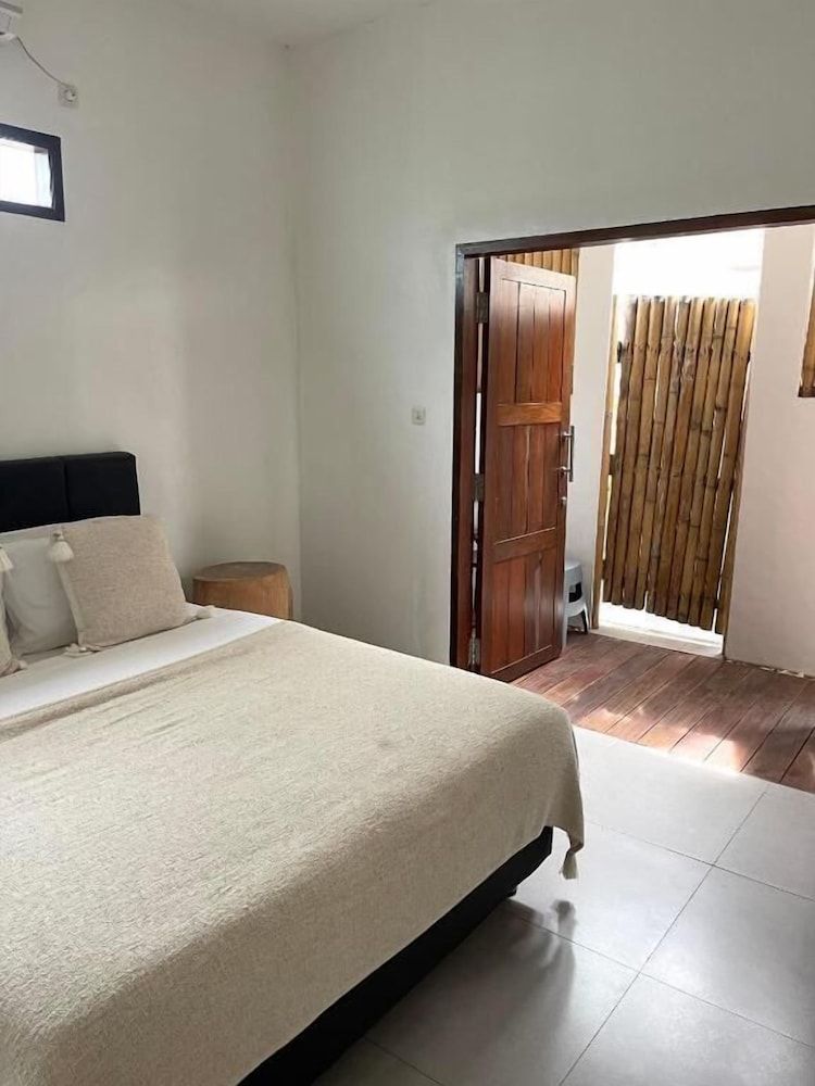 Cabana Room