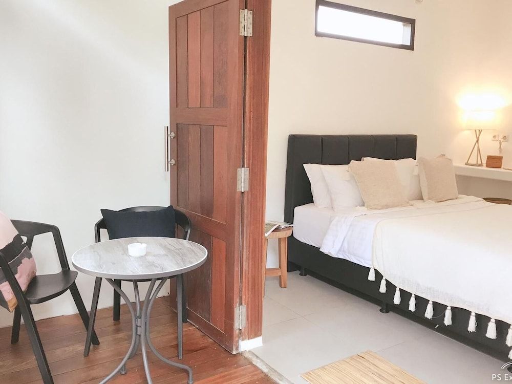 Cabana Room