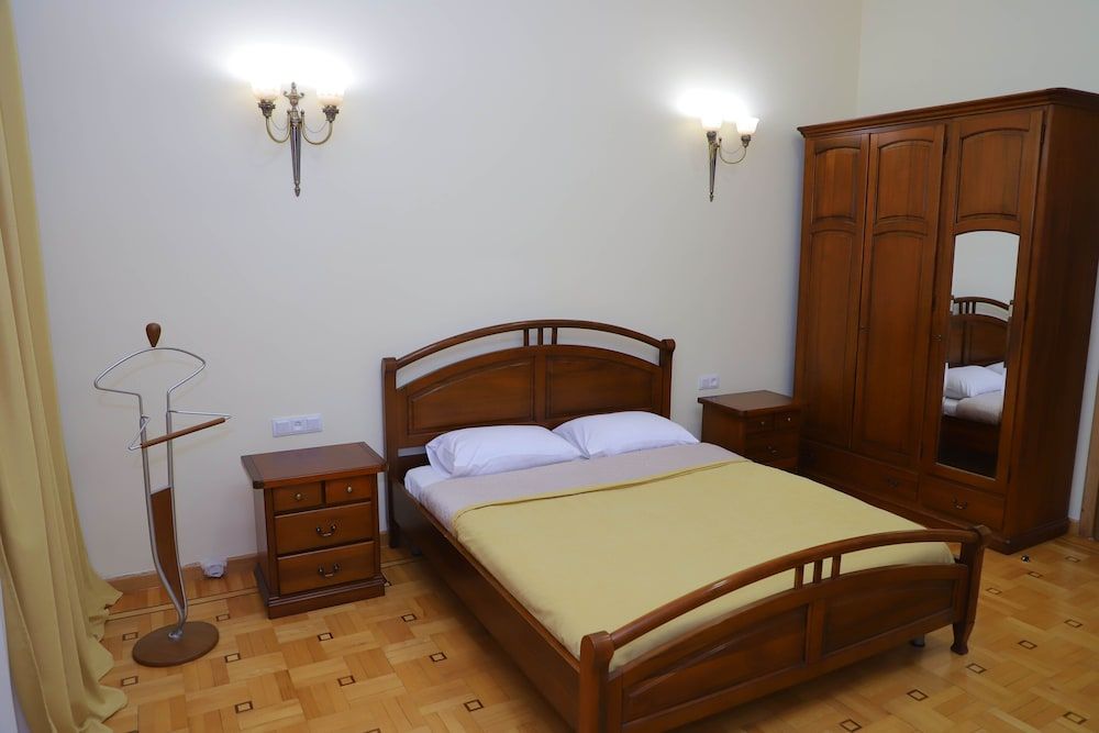 Araks Hotel Complex Suite