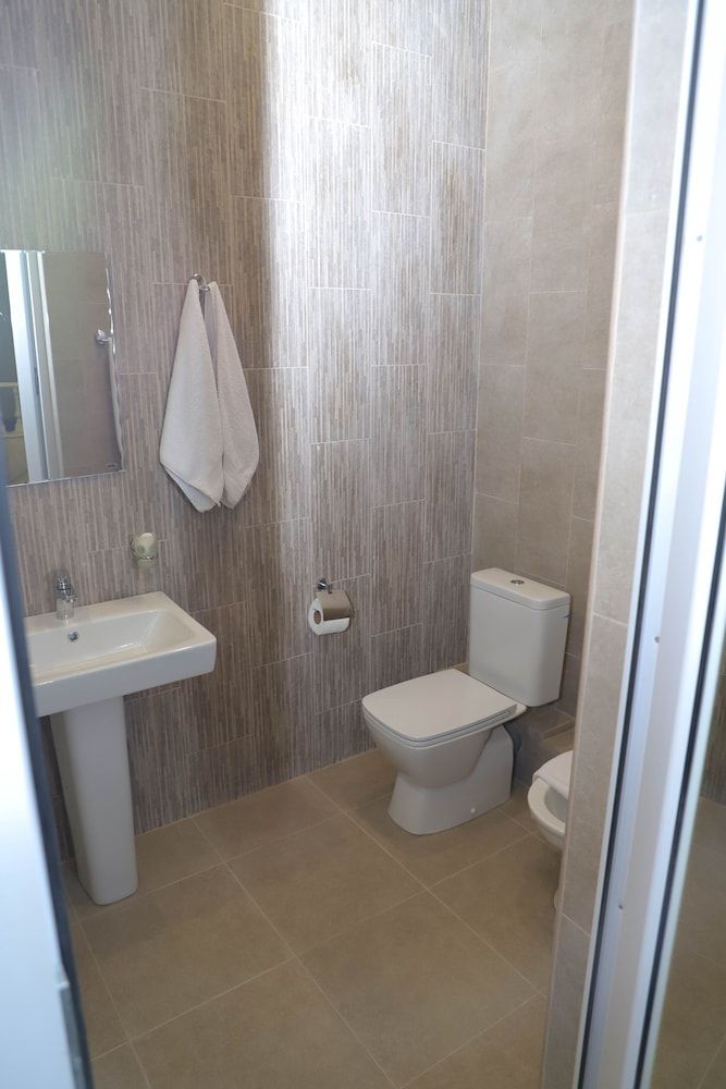 Araks Hotel Complex Deluxe Double or Twin Room 5