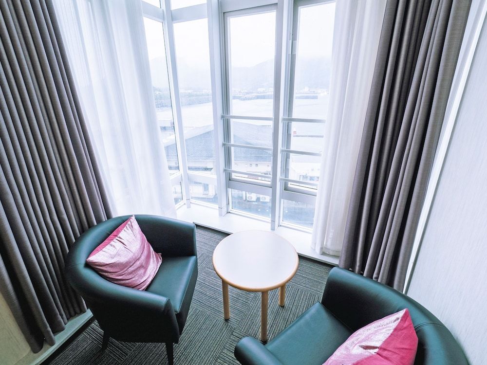 Deluxe Twin Room, Corner