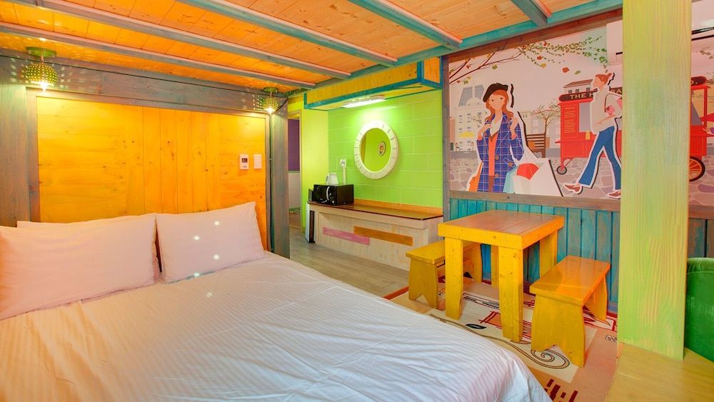 Gyeongju B House Pension Room (201) 2