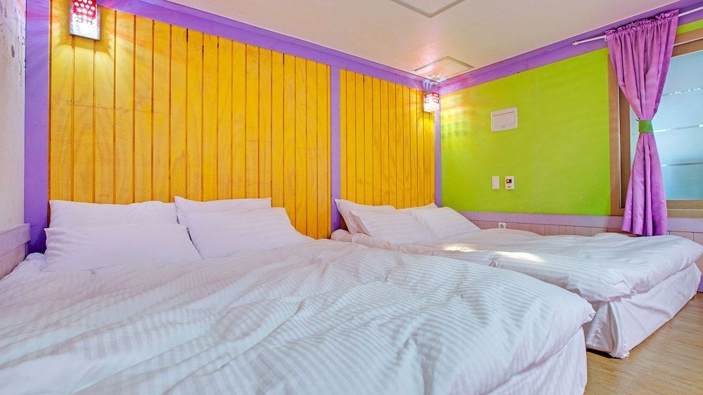 Gyeongju B House Pension Room (103) 3