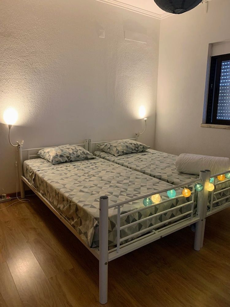 Sublime Sun & Van, By Meco Stays Double Room, Shared Bathroom 2