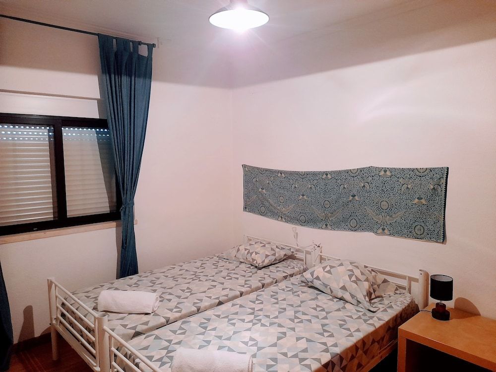 Sublime Sun & Van, By Meco Stays Double Room, Shared Bathroom 6