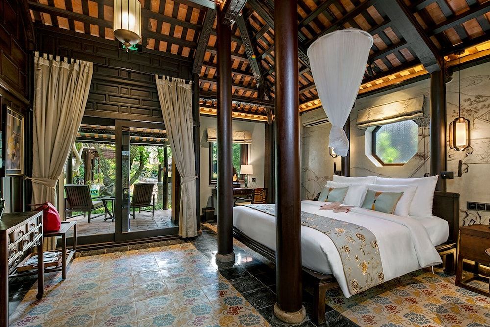 Deluxe Suite (Ngu Binh)
