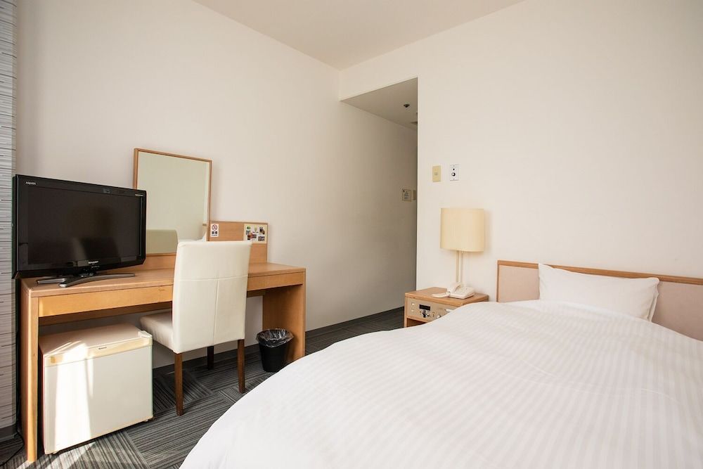 Hotel International House Osaka Single Room, Non Smoking
