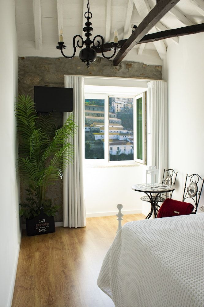 Red House by the River Studio 5