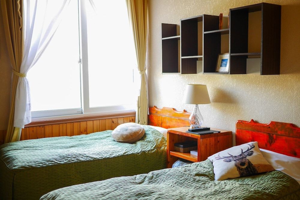 Country Inn Milky House Design Twin Room, Multiple Beds 8