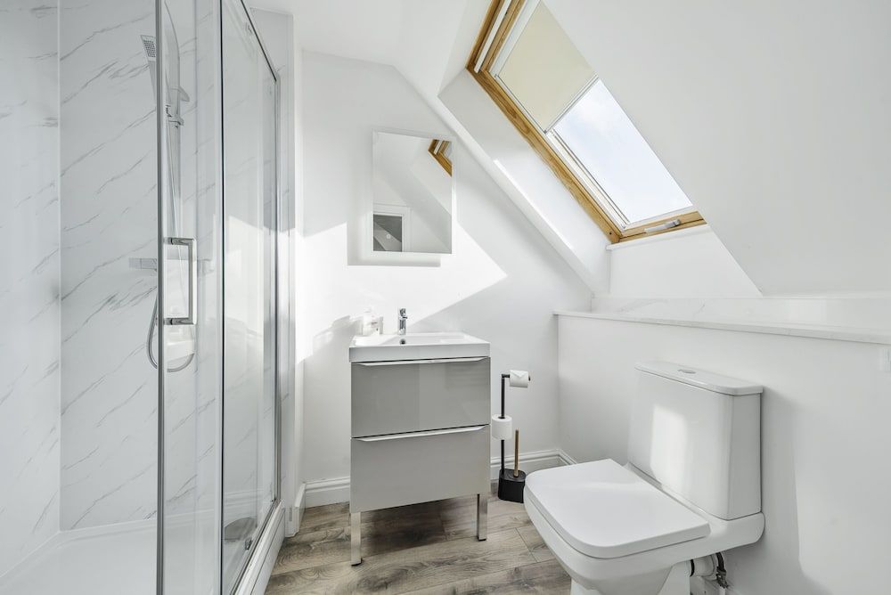 Pochin House Collections Deluxe Penthouse, Private Bathroom, Sea View 3