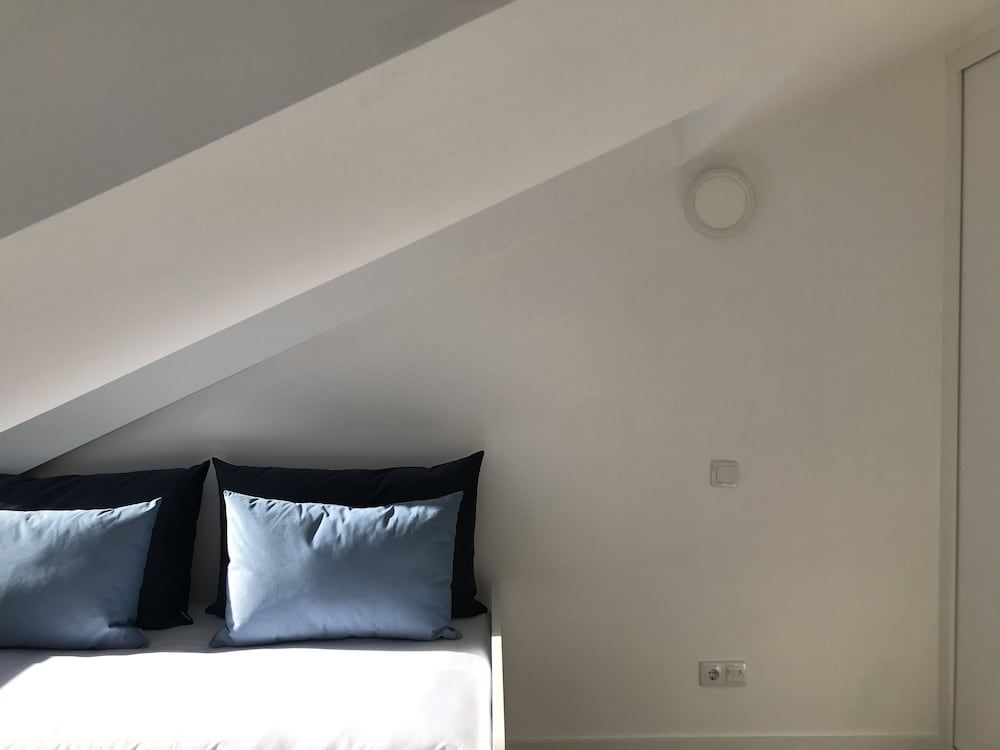 Lisbon10 Duplex, 2 Bedrooms (2 Dir) 3