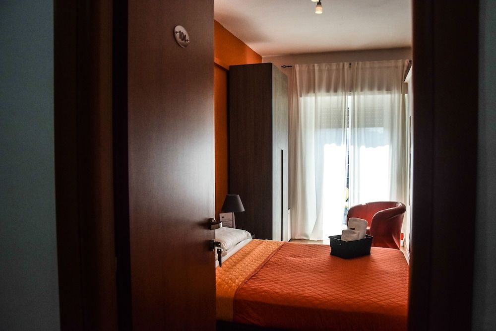 Hotel Kennedy Double or Twin Room 43