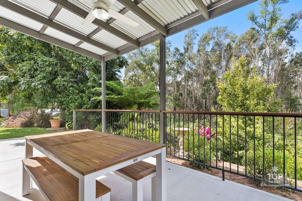 Tin Can Bay Tourist Park Deluxe Two Bedroom Cabin Max 5 5