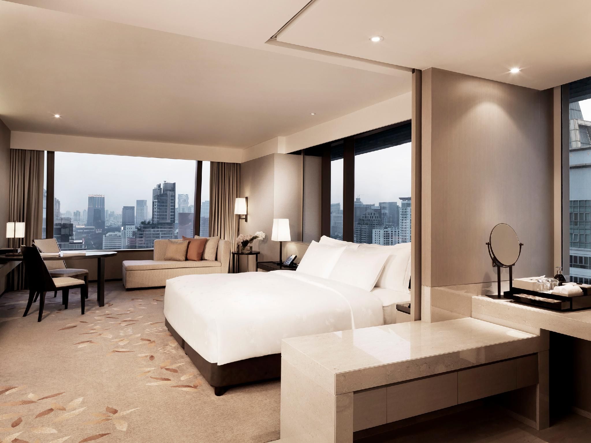 Deluxe Corner Twin Room