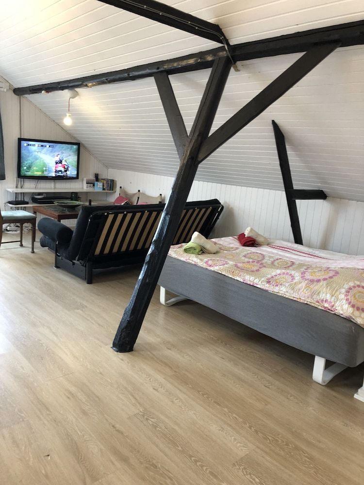 Døstrup Landevejskro & Motel Family Apartment, Garden View