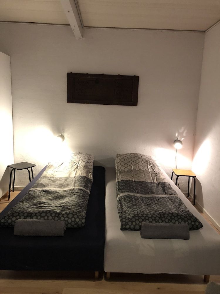 Design Room, Garden View (room 8)