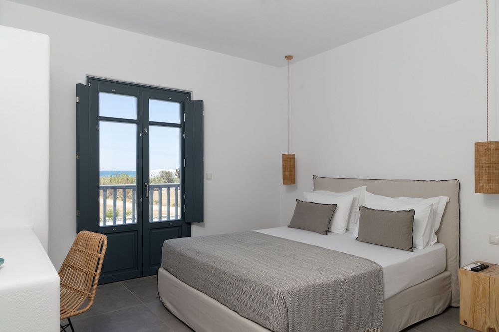Premium 2 Bedroom House with sea view