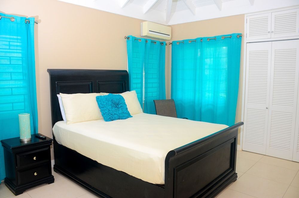 Richmond Villa Rental Management Signature Villa, 3 Bedrooms, Garden View, Courtyard Area