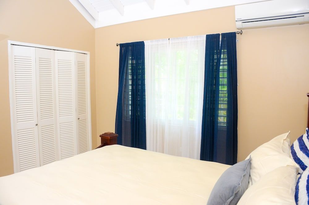 Richmond Villa Rental Management Signature Villa, 3 Bedrooms, Garden View, Courtyard Area 4