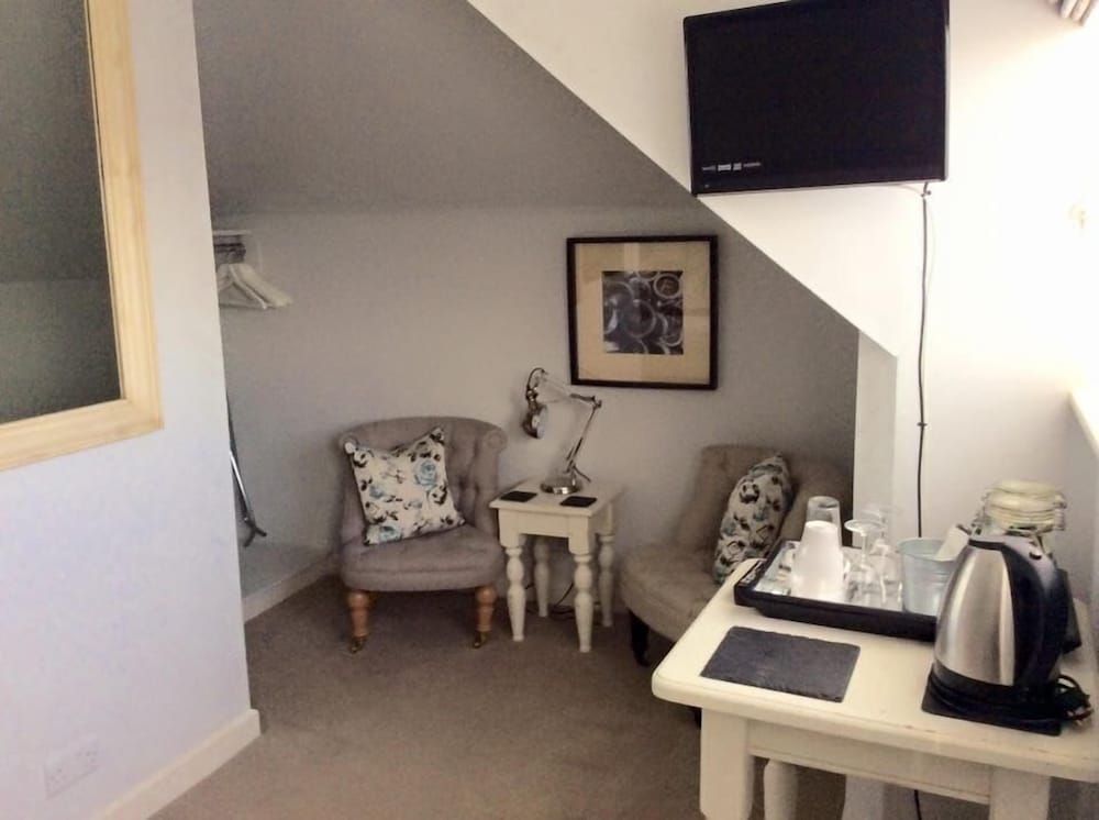 The Beach House Double Room, Private Bathroom (Non Pet Friendly)