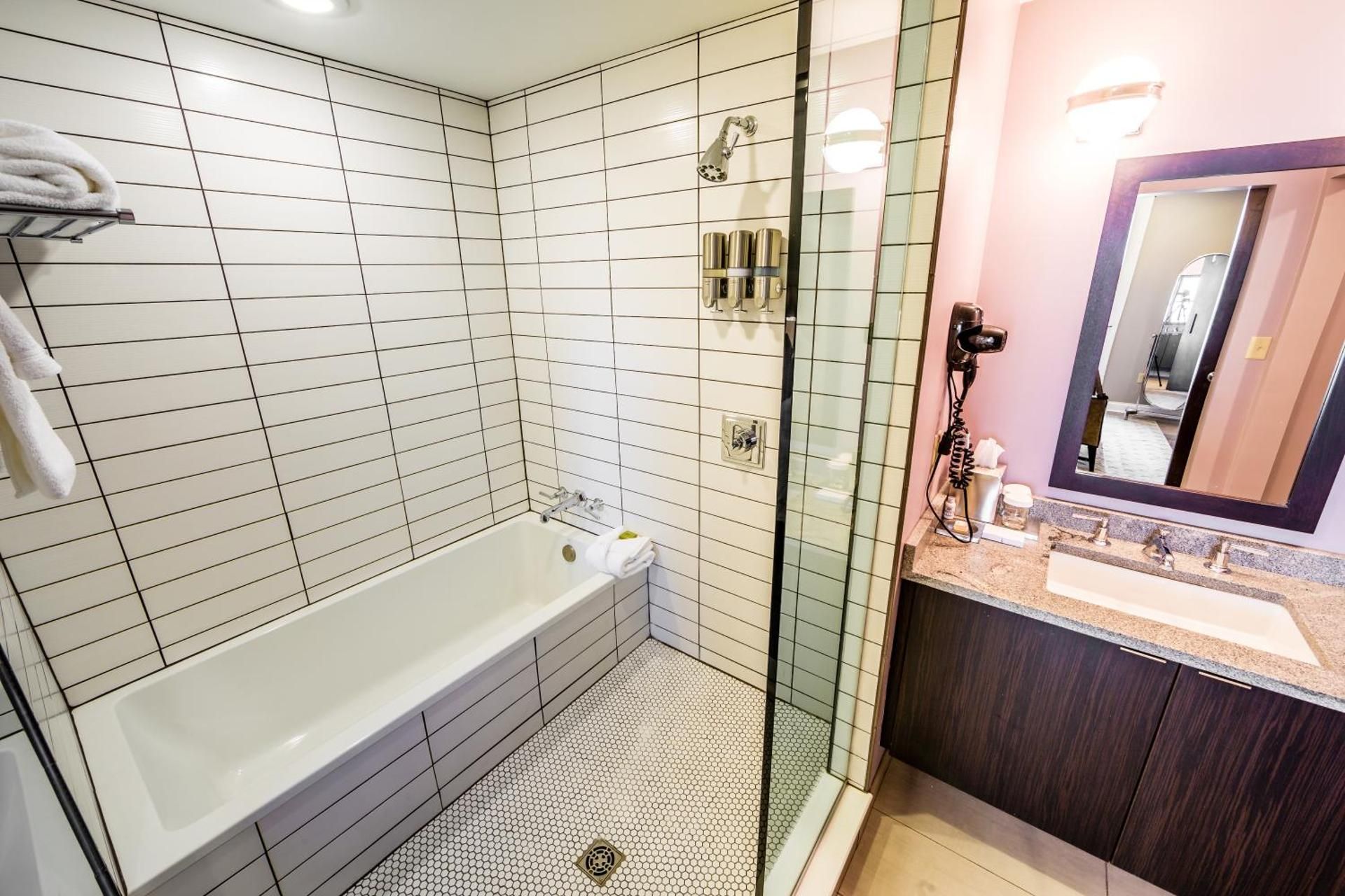 undefined Hotel at the Lafayette Trademark Collection by Wyndham 7