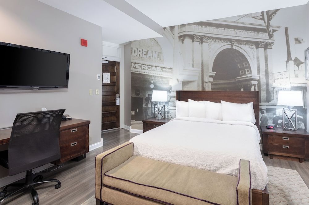 undefined Hotel at the Lafayette Trademark Collection by Wyndham 10