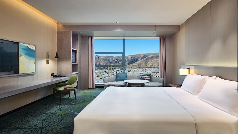 Standard Room, 1 King Bed