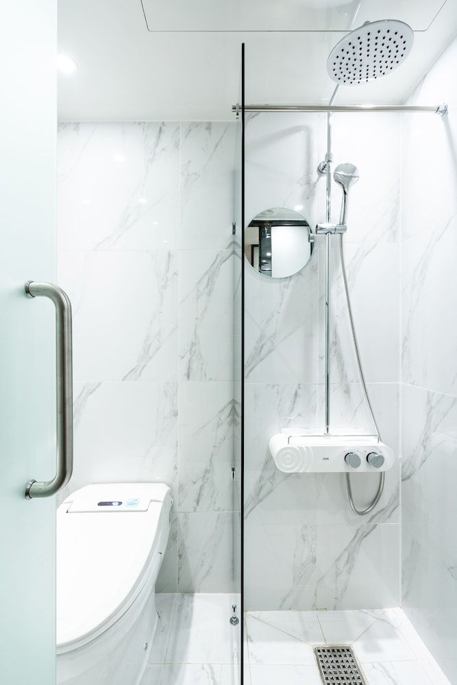 Lala Vianco Hotel Standard Twin Room 5